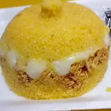 CUSCUZ COM FRANGO