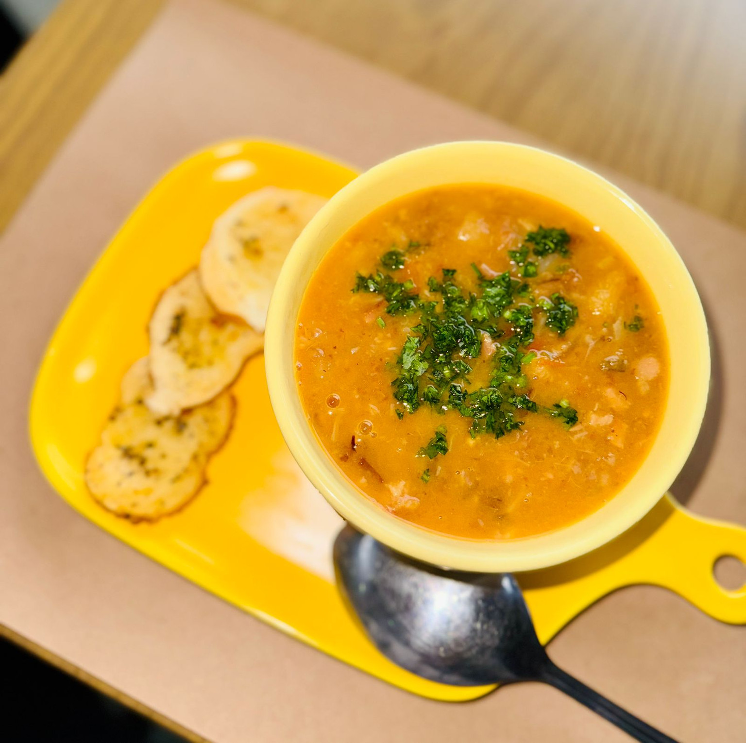 Caldo de Mocotó