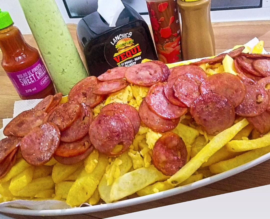 Batata Frita com Calabresa - GRANDE