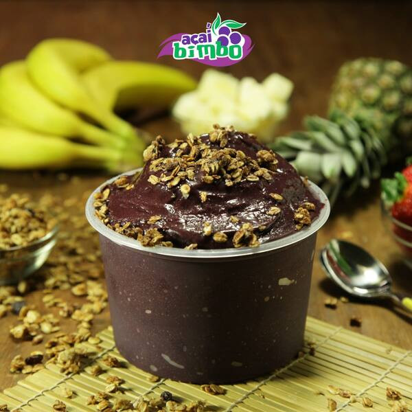 Açaí com granola 