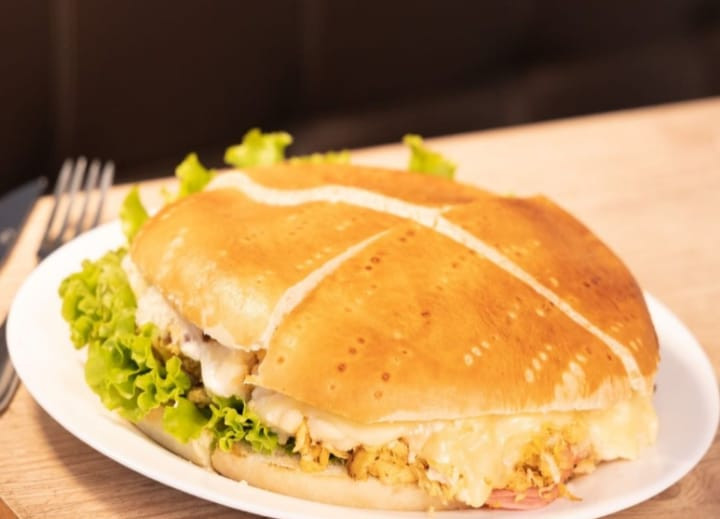 Beirute Frango c/ Catupiry