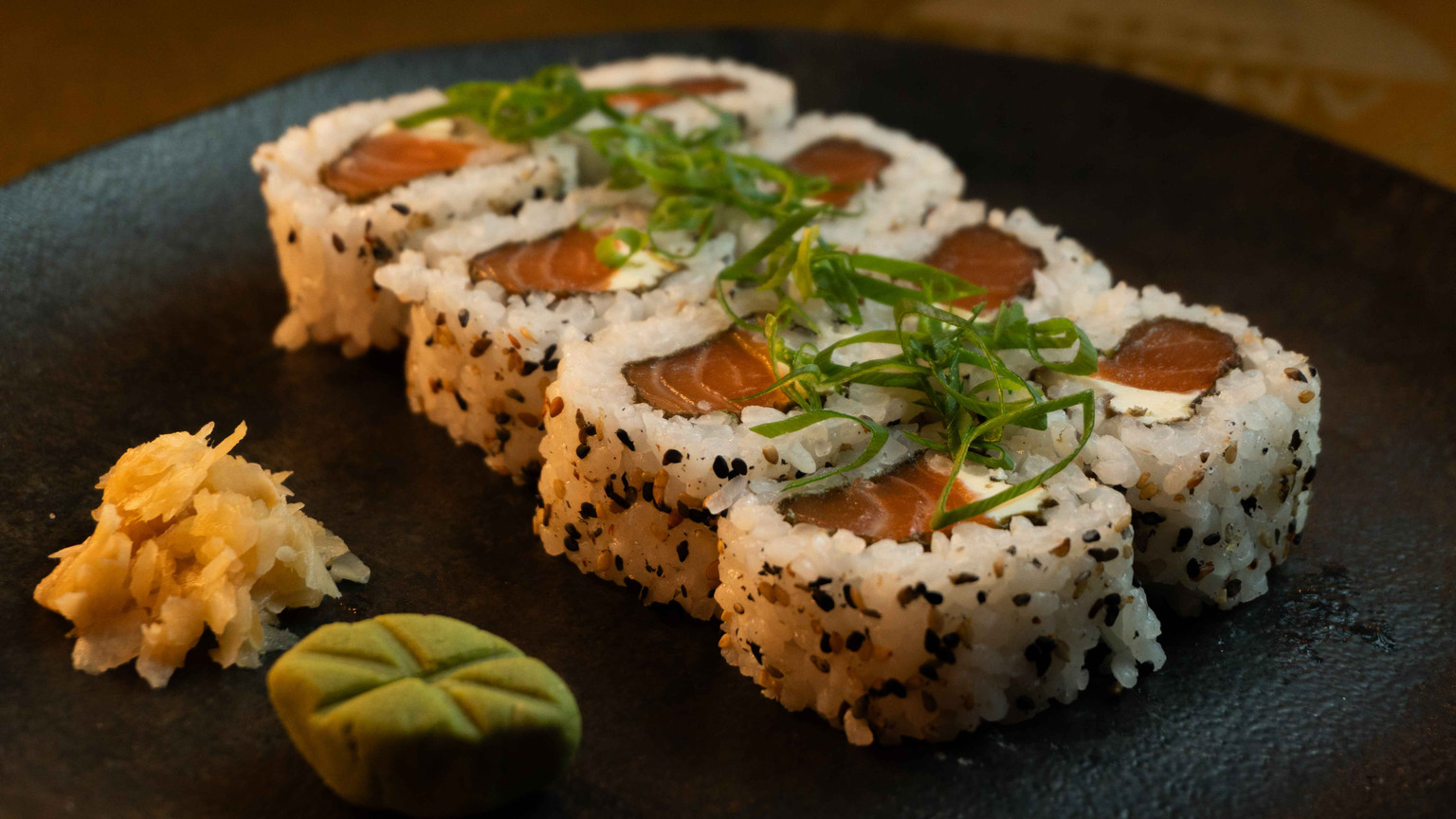 URAMAKI PHILADÉLFIA 8 UNI