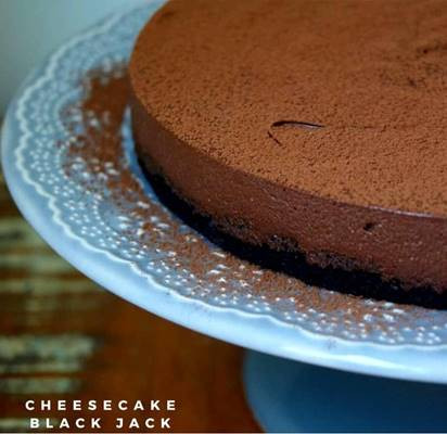 CHEESECAKE BLACK JACK