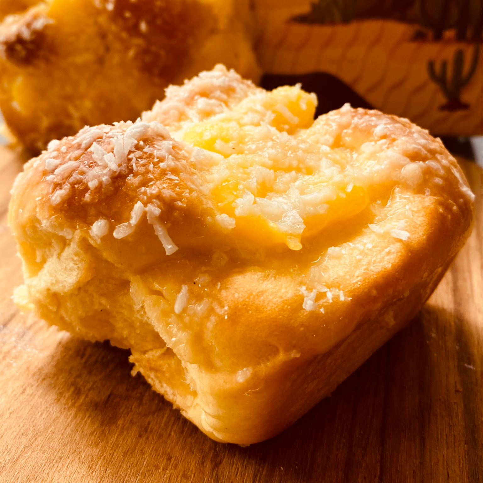 Pão Doce c/ Baunilha e Coco ralado por cima