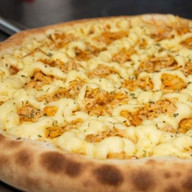 PIZZA DE FRANGO COM CREAM CHEESE