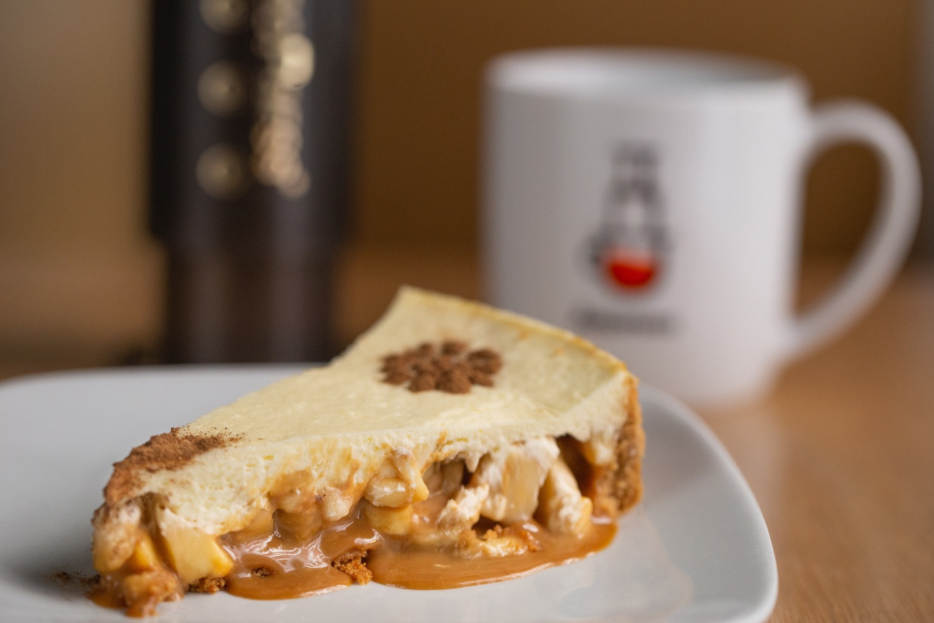 Torta de banana com doce de leite