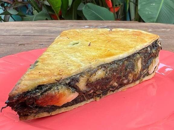 Torta de espinafre com queijo branco
