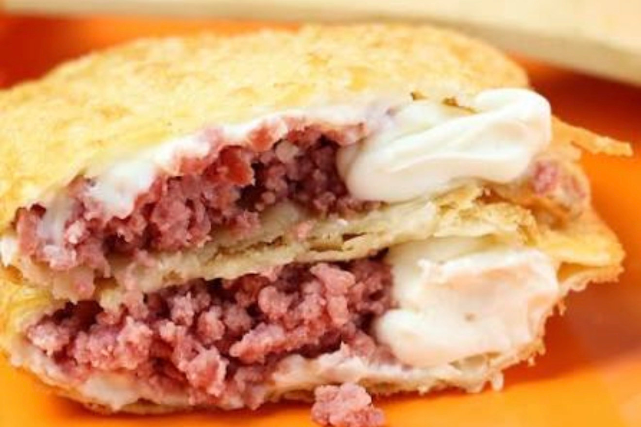 PASTEL CALABRESA COM CATUPIRY