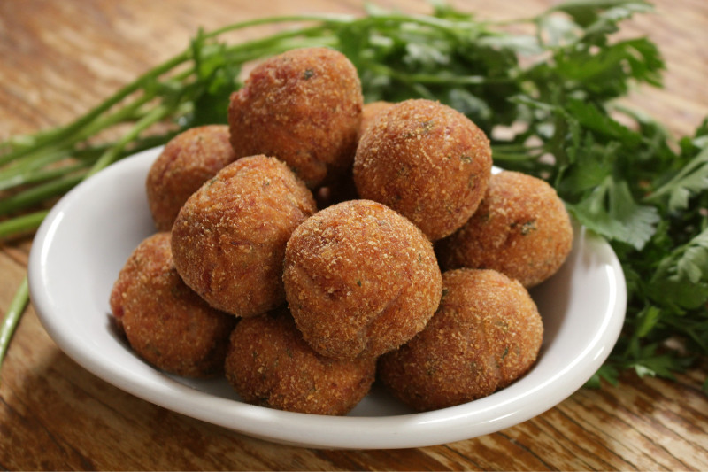 Croqueta de carne seca