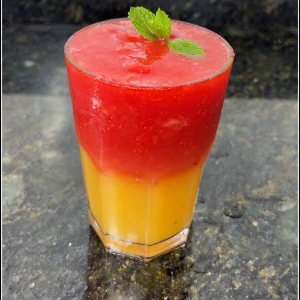 SUCO MORANGO COM LARANJA