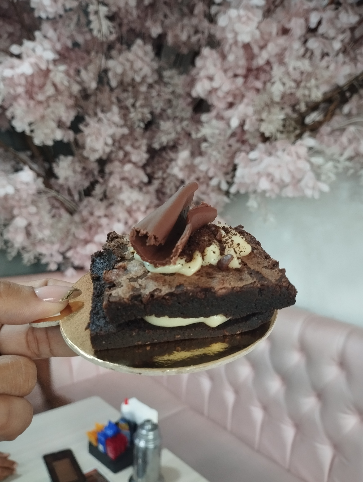 Brownie da casa,recheio ninho