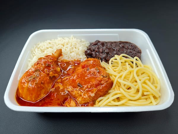 Frango à moda caipira - Marmita