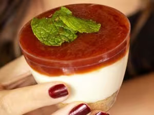 CHEESE CAKE CUP