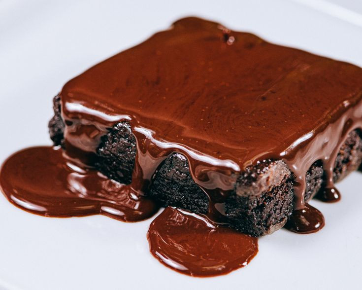 Brownie Com calda Quente