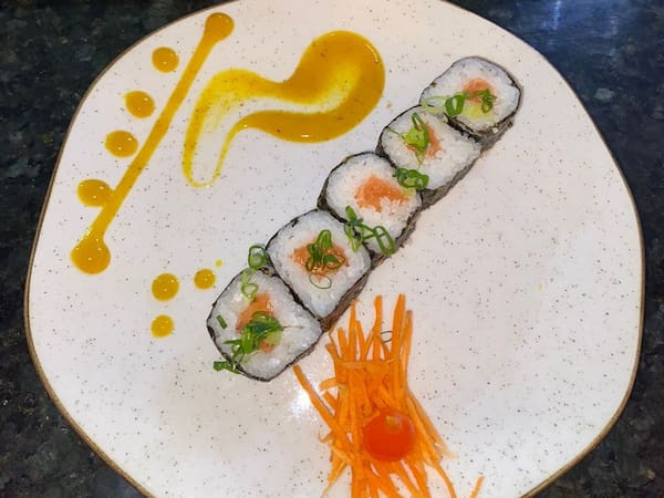 Sushi Hossomaki ( 5 unidades )