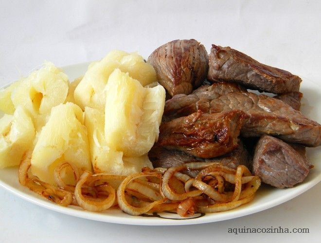 MACAXEIRA COM CARNE DE SOL