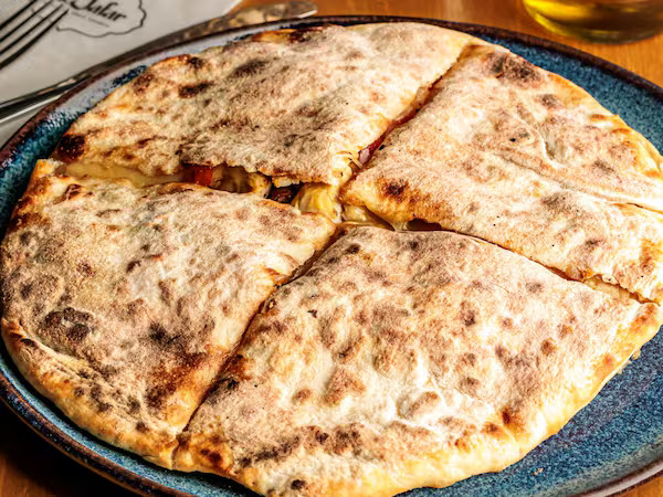 Beirute de frango + saladinha + pasta alho 100g
