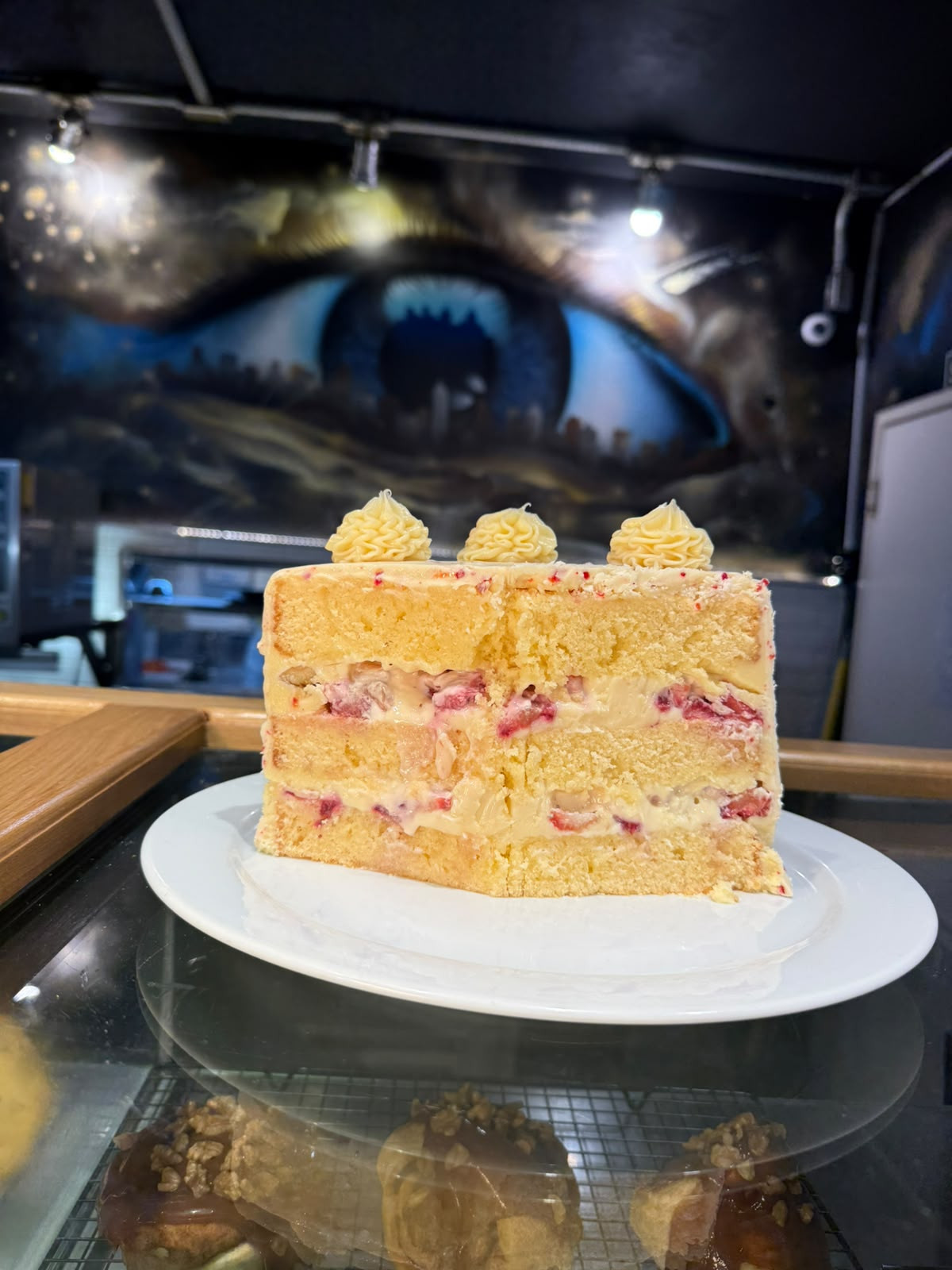 Bolo de morango cravejado