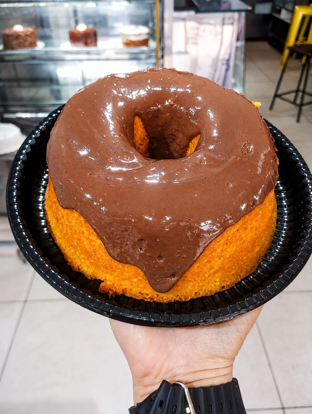 BOLO DE CENOURA MEDIO