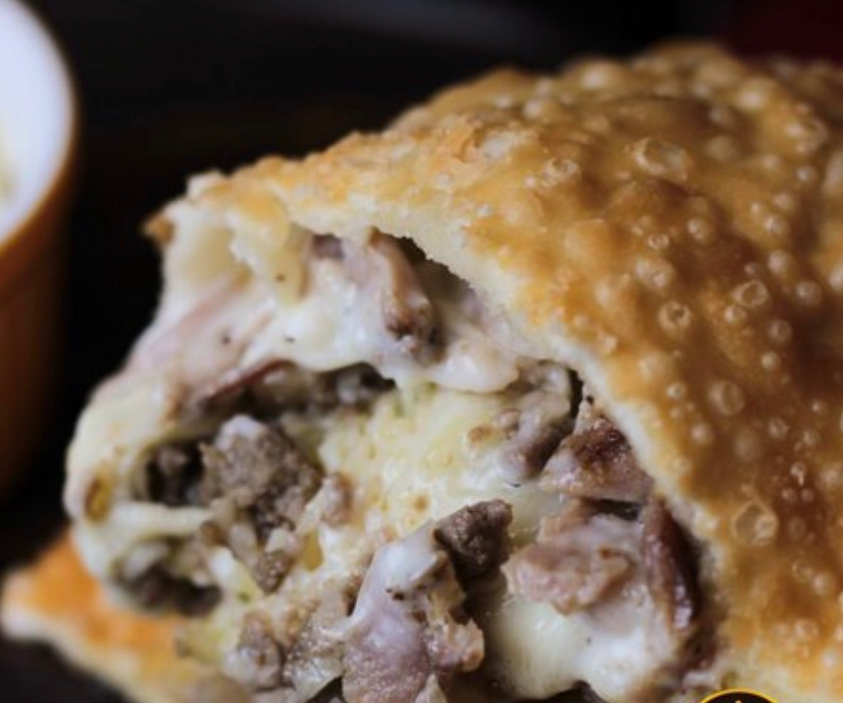 PASTEL CARNE, BACON E MUSSARELA