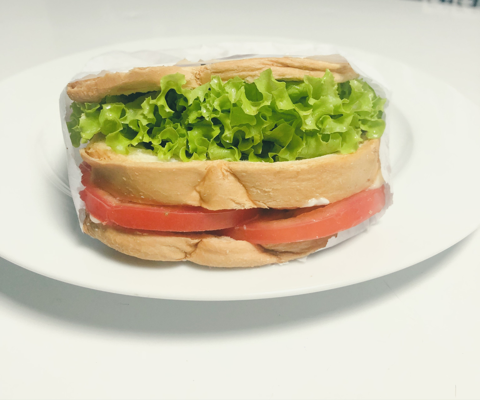 TORRADA COM SALADA