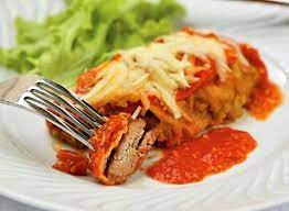 FILÉ A PARMEGIANA