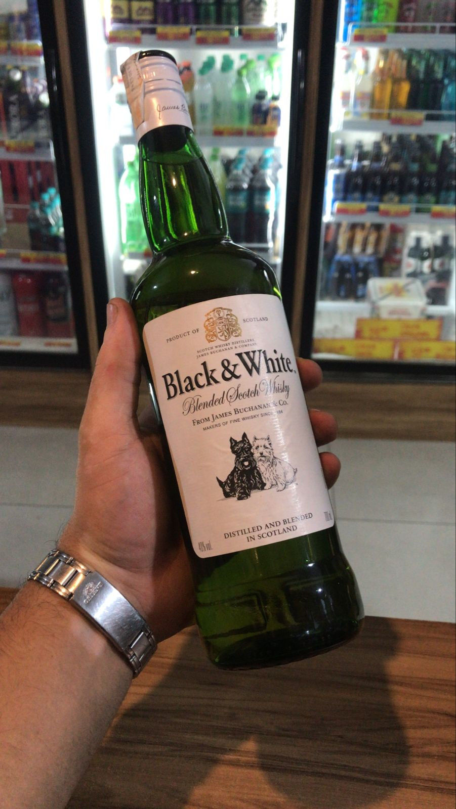 WHISKY BLACK & WHITE BLEND 700ML