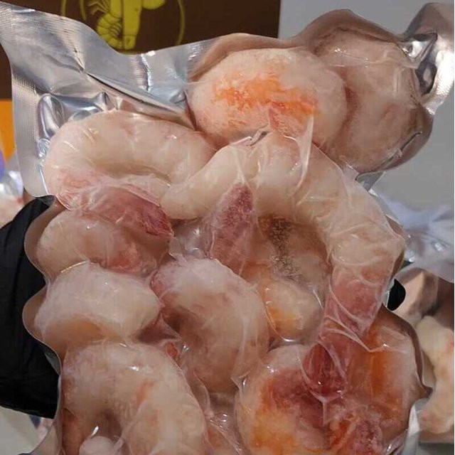 Camarão Rosa G c/Cauda Descascado 400g