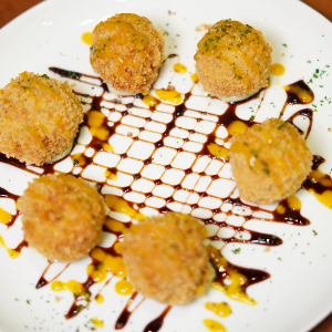 ARANCINO DE SALMAO