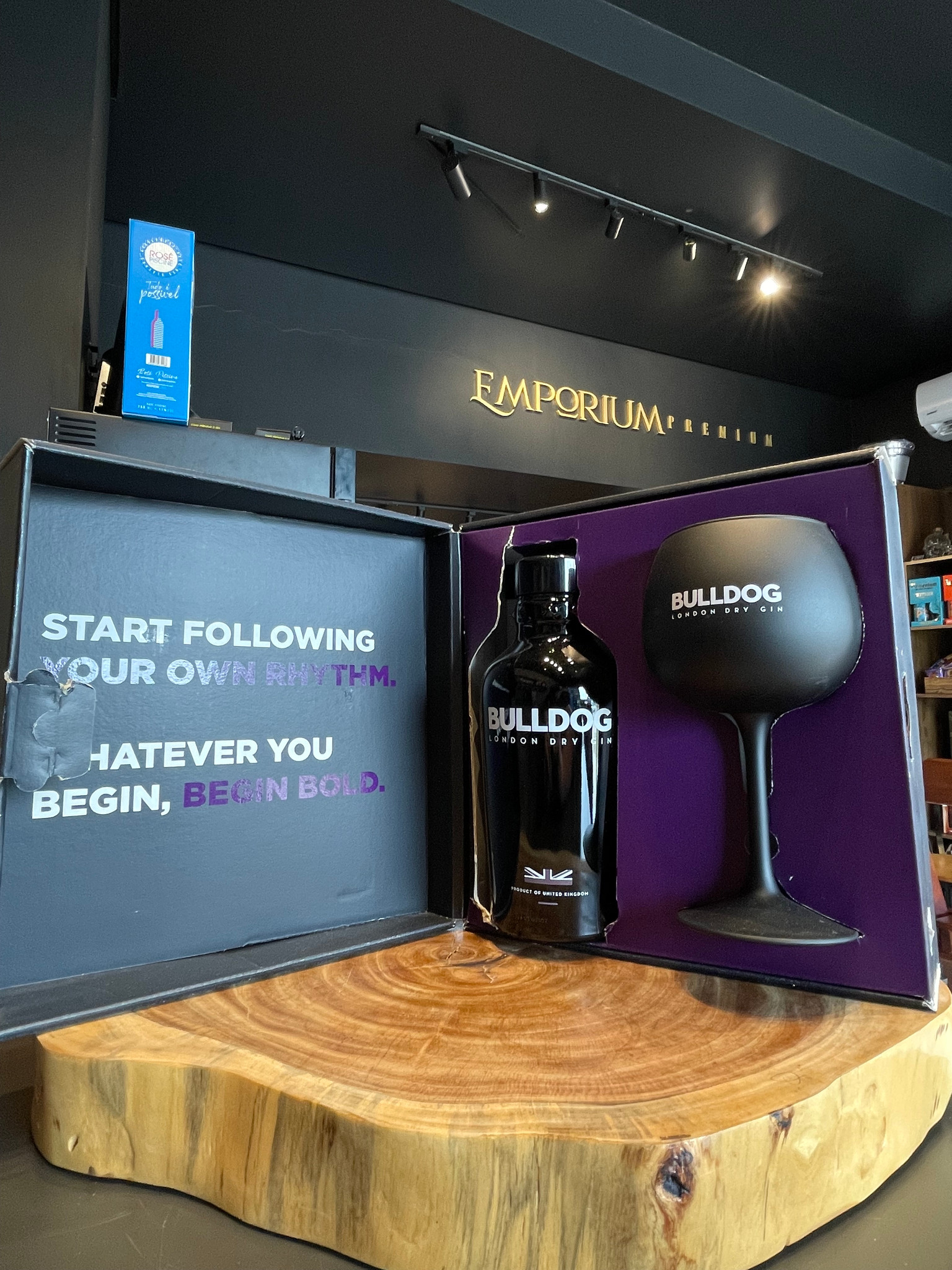 Kit Bulldog London Dry com Copo