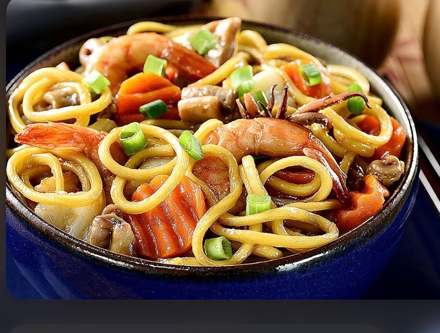 Yakisoba de camarão 