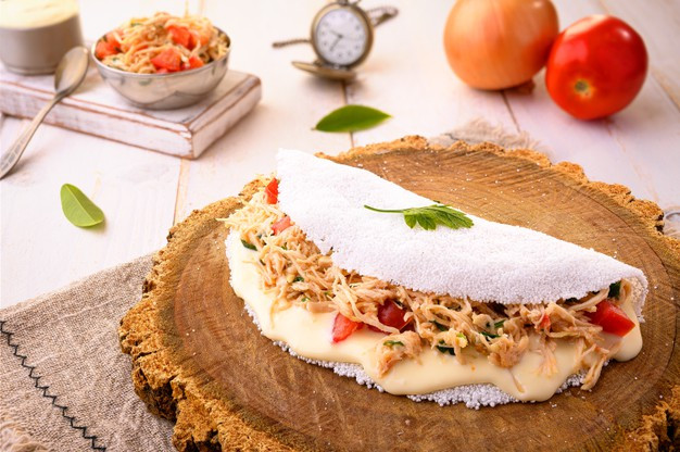 Tapioca de frango com requeijão