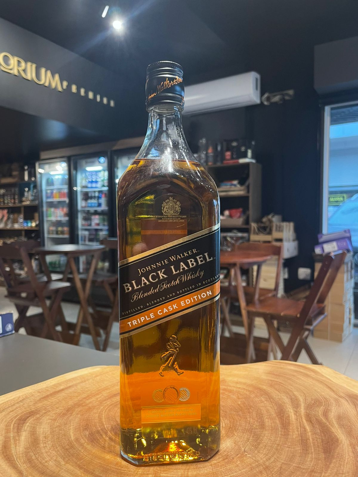 Johnnie Wlaker Black Label Triple Cask