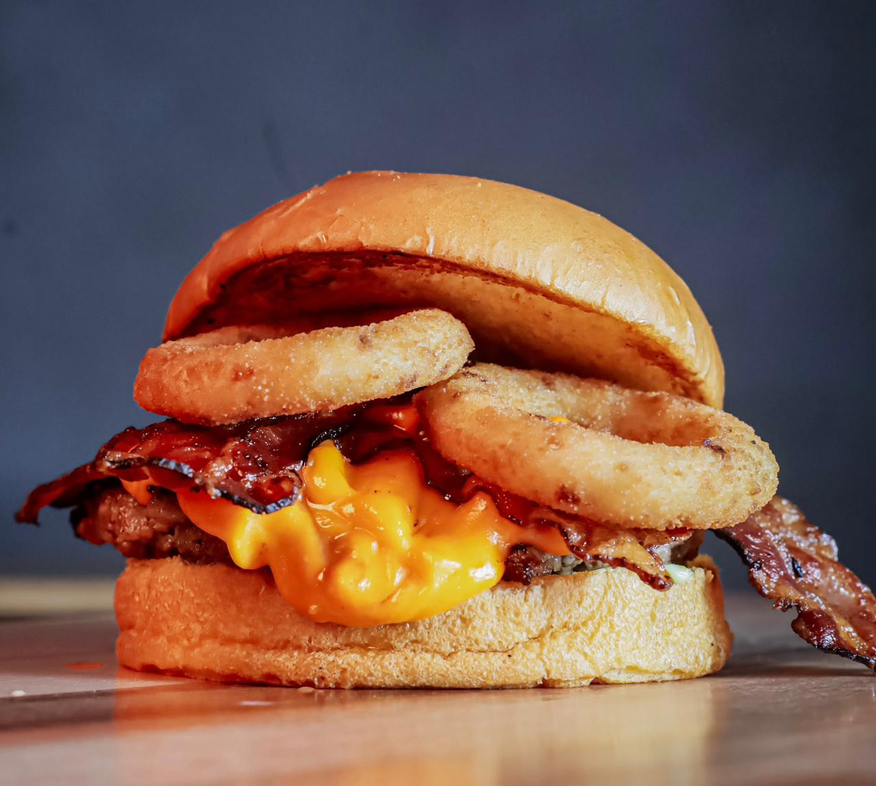 BURGER ONION CHEDDAR BACON