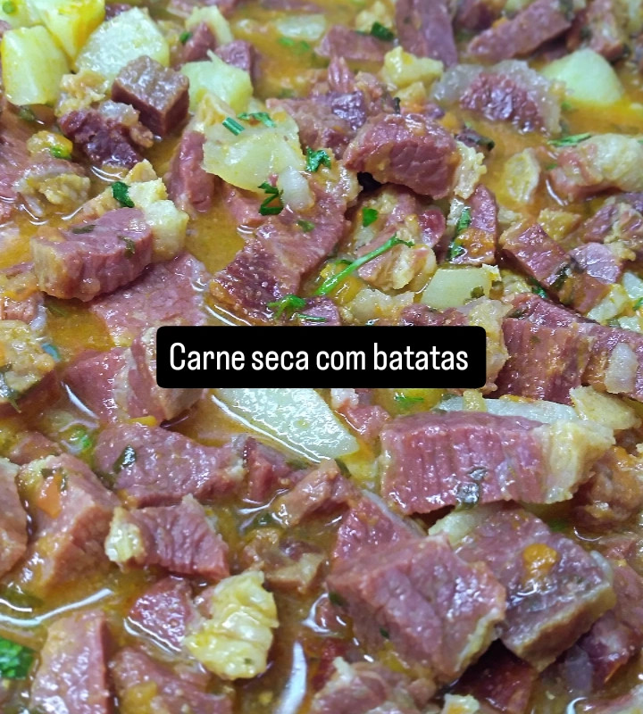 Carne Seca com Batatas
