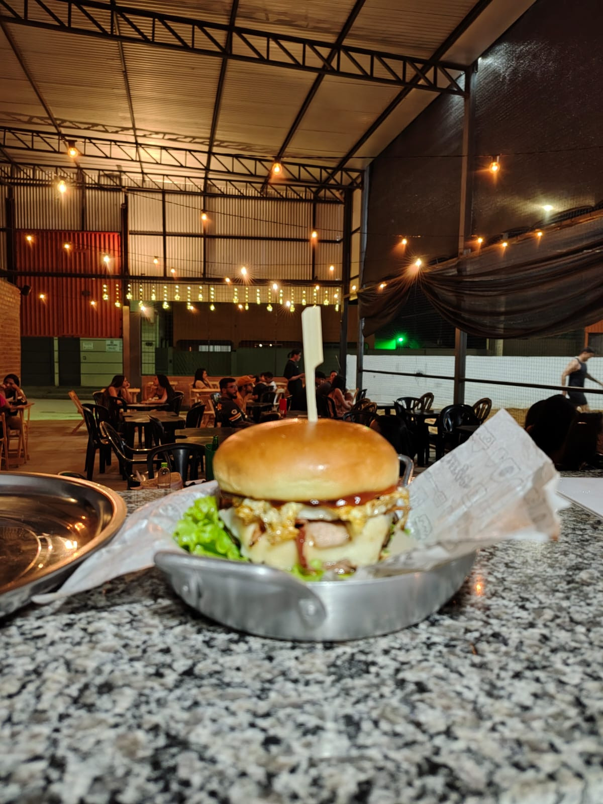 ARENA PIG (HAMBURGUER SUINO)