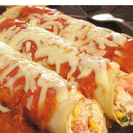 PANQUECA DE FRANGO AO MOLHO 