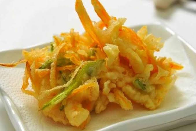 Tempurá de legumes com camrão