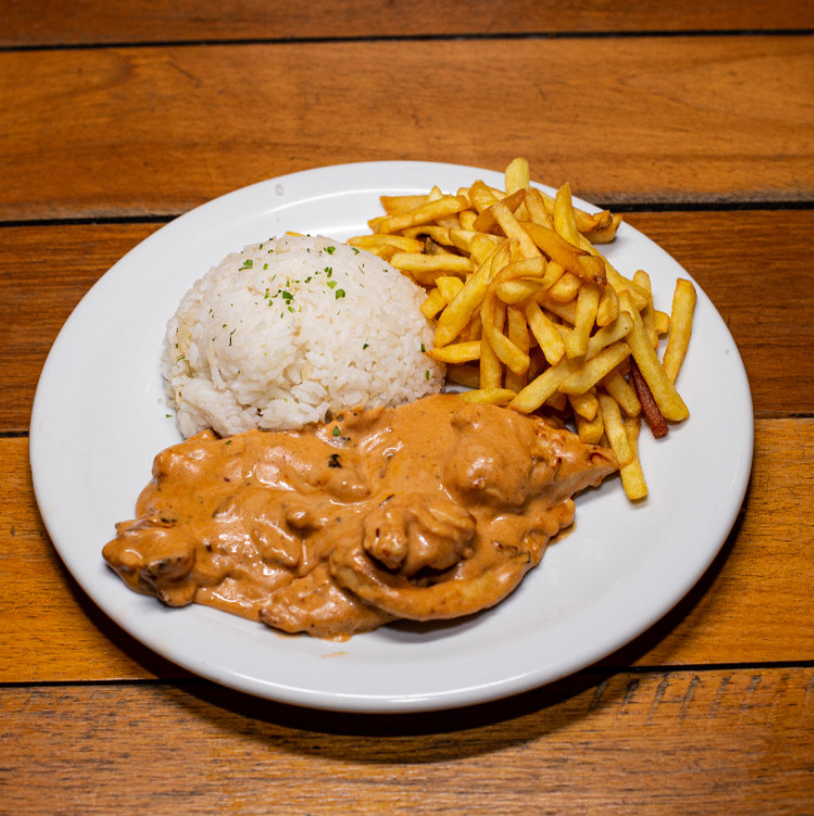 Strogonoff de Frango