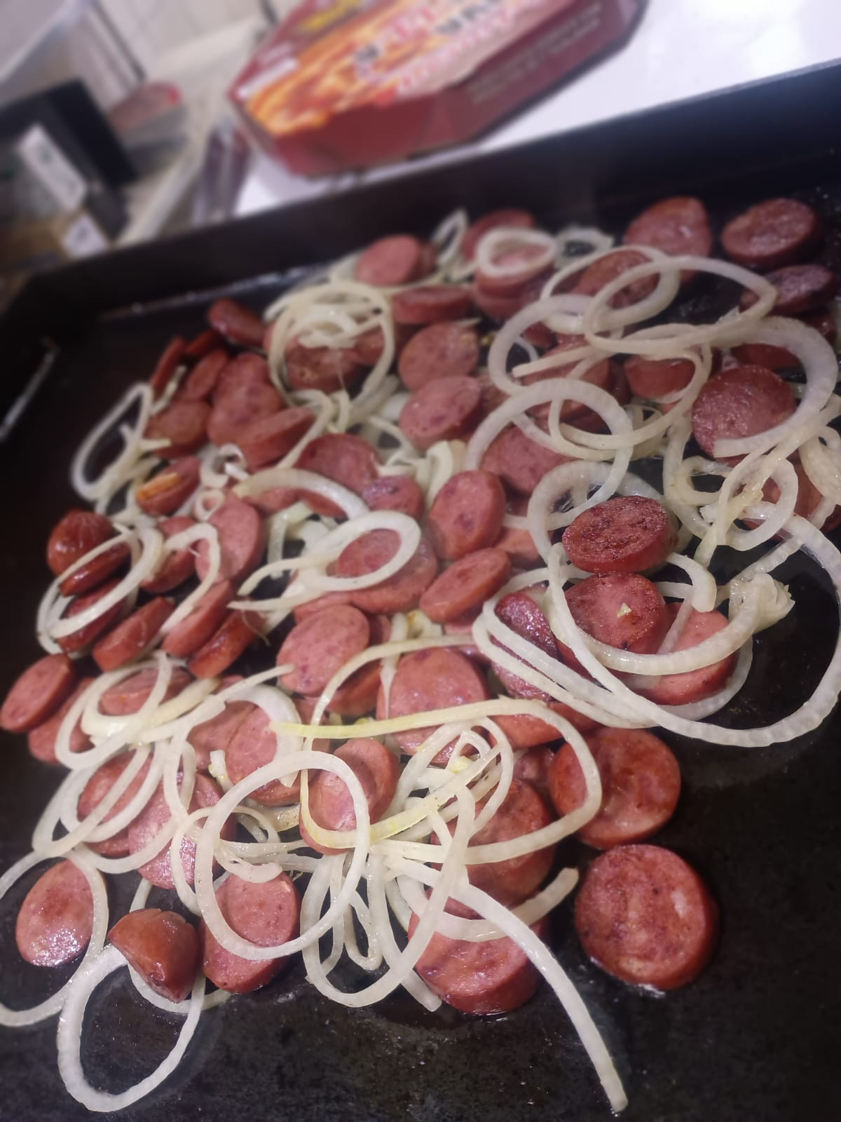 PORÇÃO CALABRESA ACEBOLADA (700G)