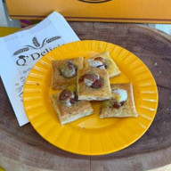 Mini pizza de Calabresa Folhada 50 UN