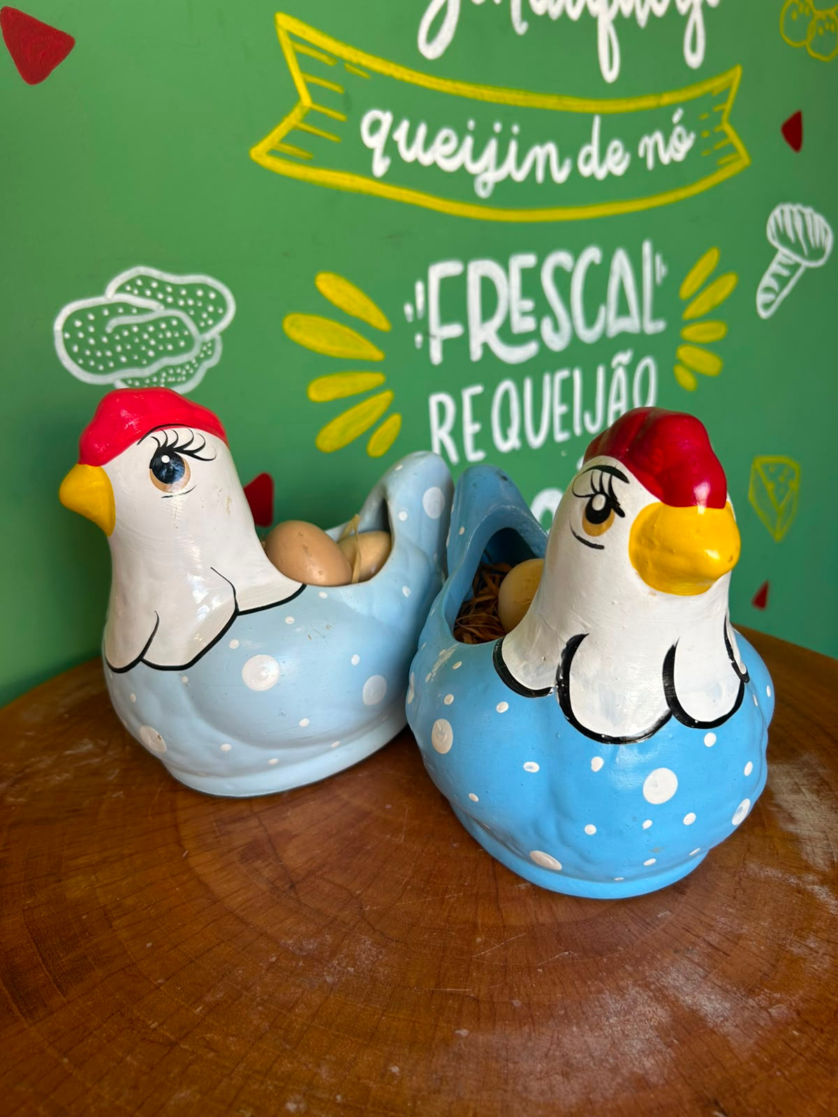 Galinha Porta-Ovos  Tamanho Pequeno