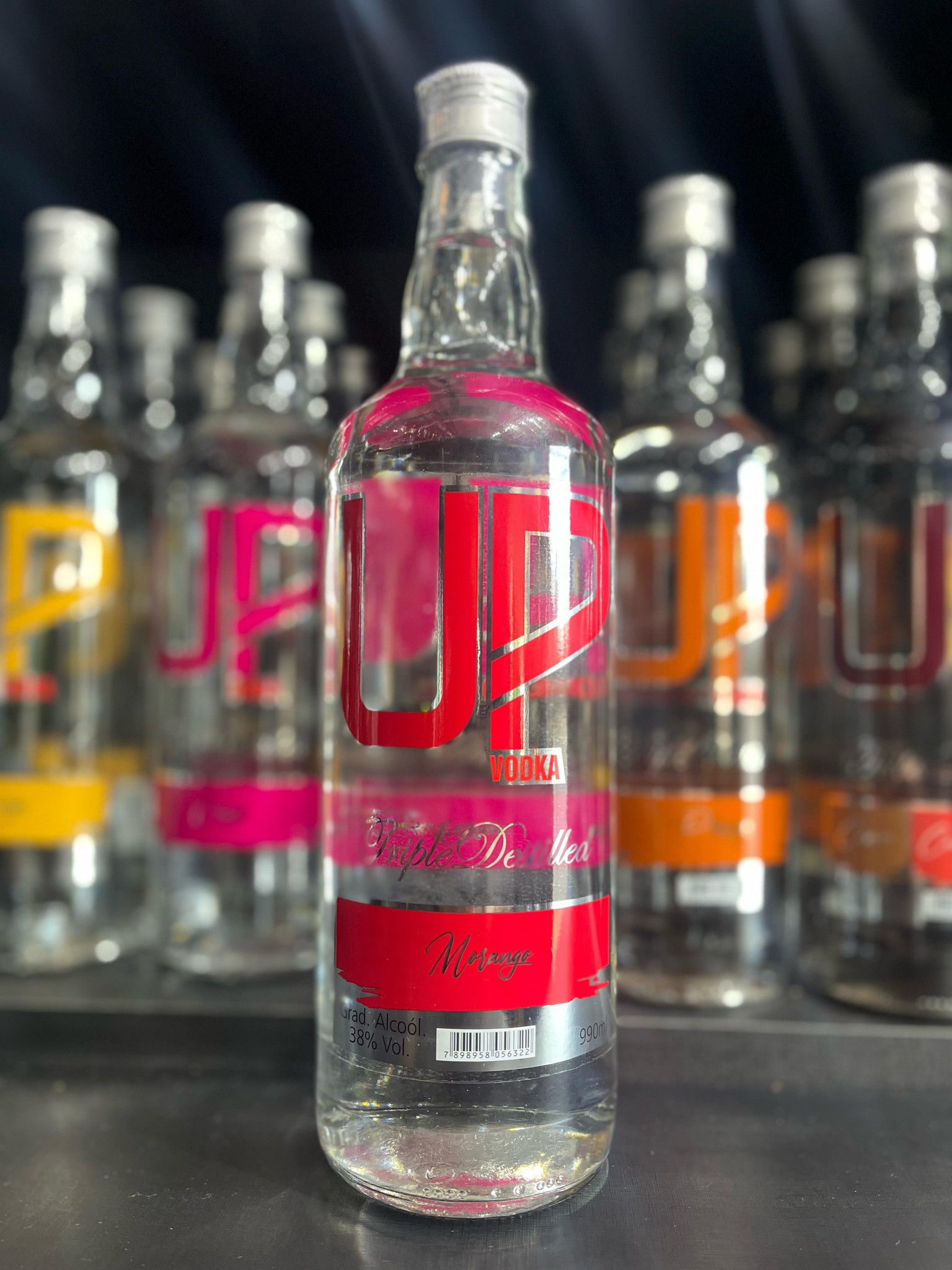 Vodka UP Morango 990ml