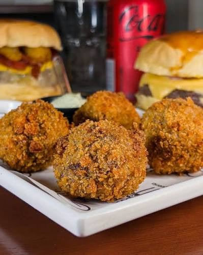 CROQUETE DE HAMBURGUER 