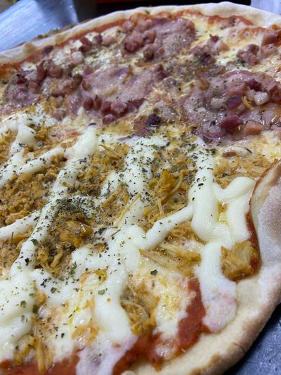 Pizza Família Meio a meio