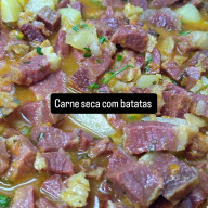 Carne Seca com Batatas