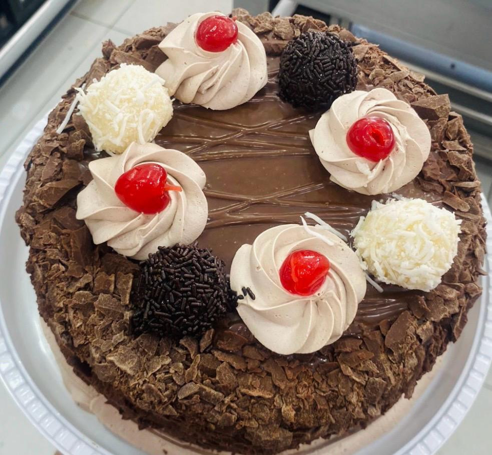BRIGADEIRO COM CREME DE COCO