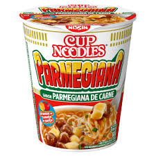 MACARRÃO INST. CUP NOODLES SABOR PARMEGIANA 70G