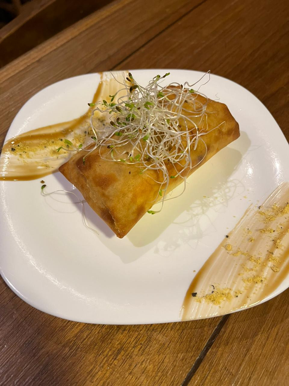 HARUMAKI FILÉ C CREAM CHEESE