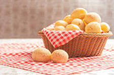 06 Pao Queijo